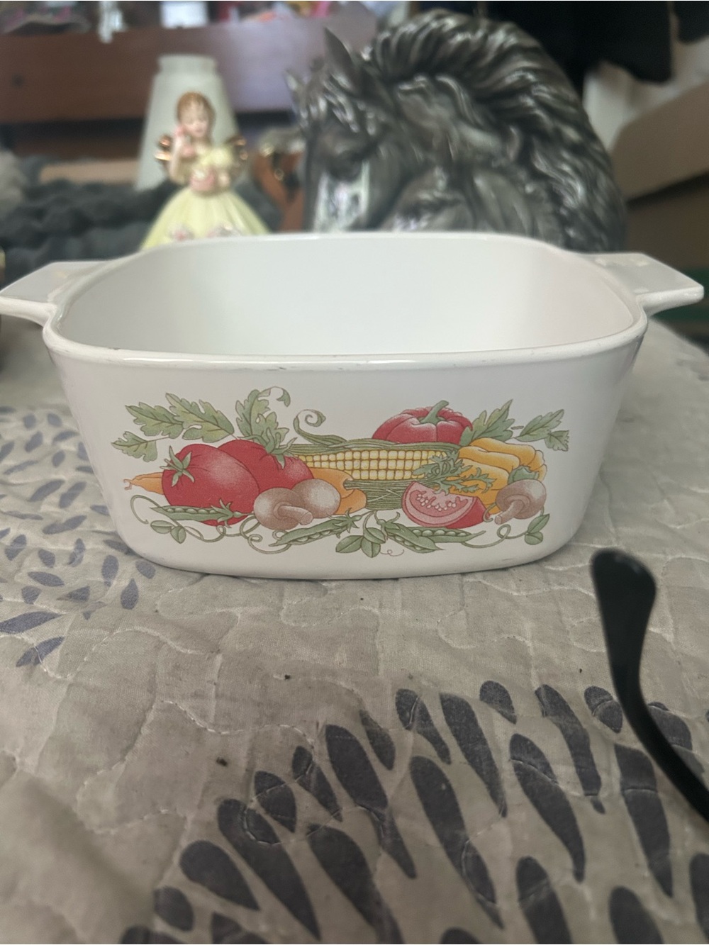 Vintage Corningware vegetable harvest design